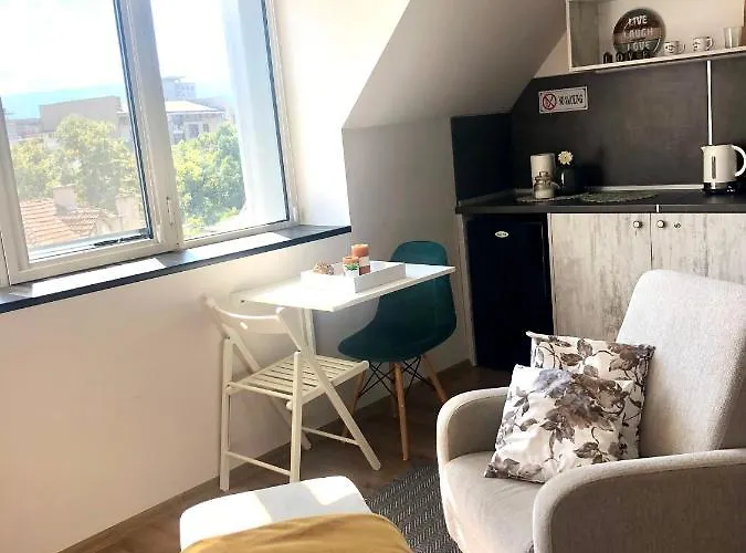 Gladstone * بلوفديف