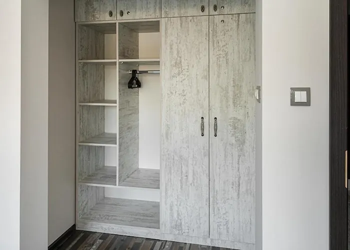 Gladstone * بلوفديف